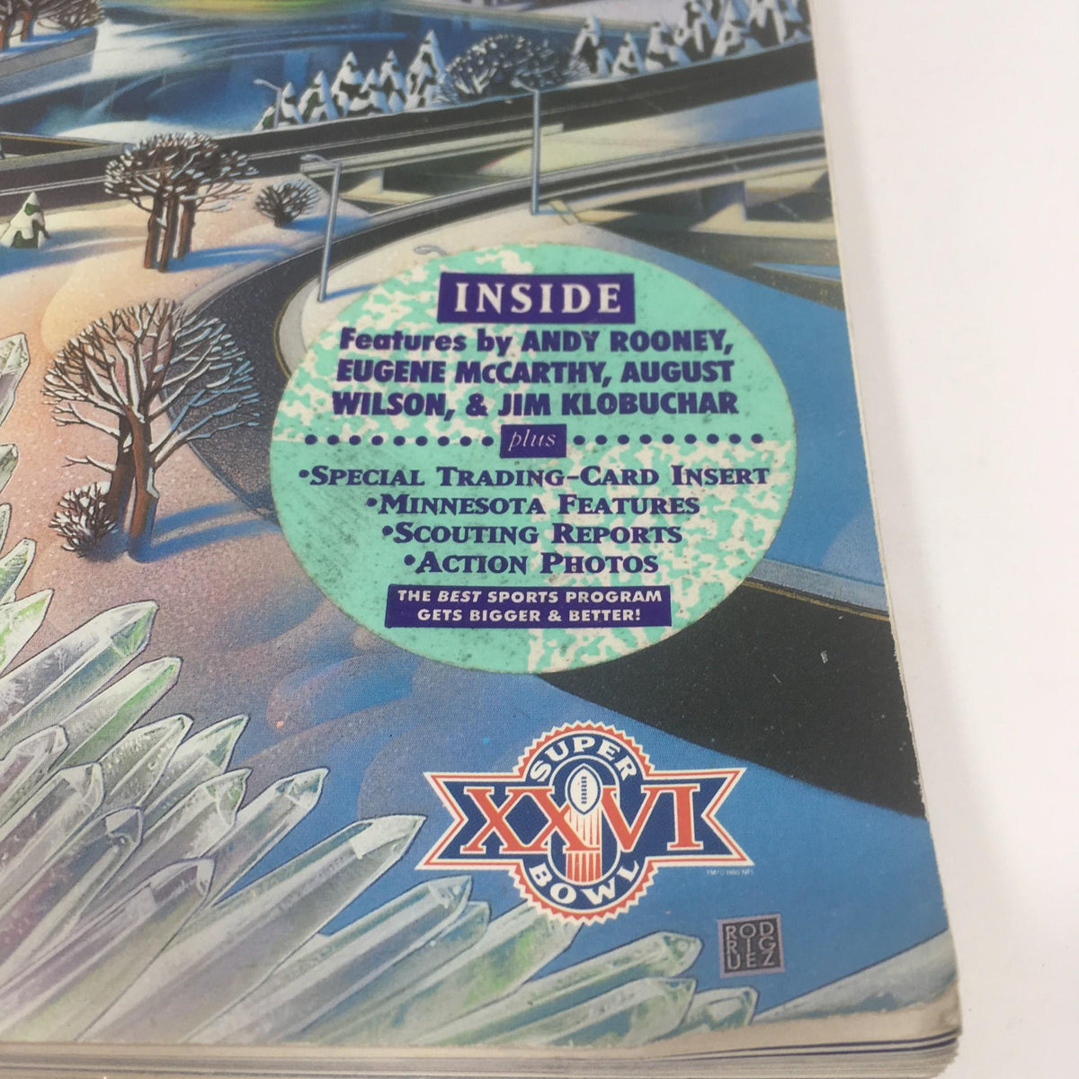Inside structure of the Super Bowl XXVI Game Program, January 26, 1992, highlighting featured articles and special trading-card inserts.