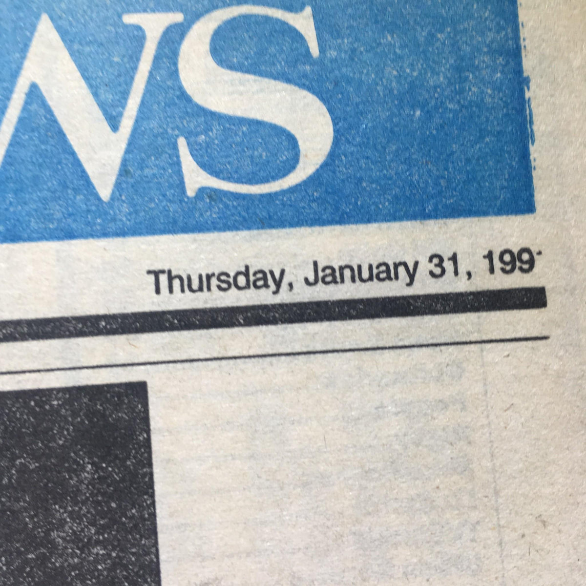 NY Daily News from January 30, 1991, featuring the date Thursday, January 31, indicating pivotal military news.