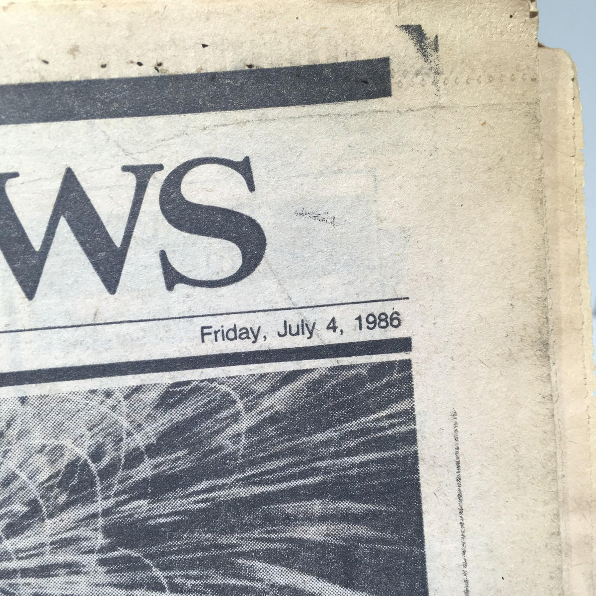 July 4, 1986 edition of the Ny Daily News featuring President Reagan's speech with refurbished Statue of Liberty detailed on the front page.