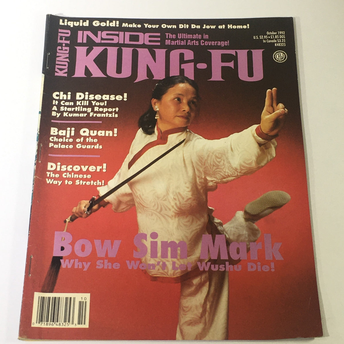 Inside Kung Fu Magazine October 1992 featuring Bow Sim Mark, spotlighting Baji Quan techniques and Chi Disease. The cover showcases a martial artist in traditional attire demonstrating a martial arts pose.