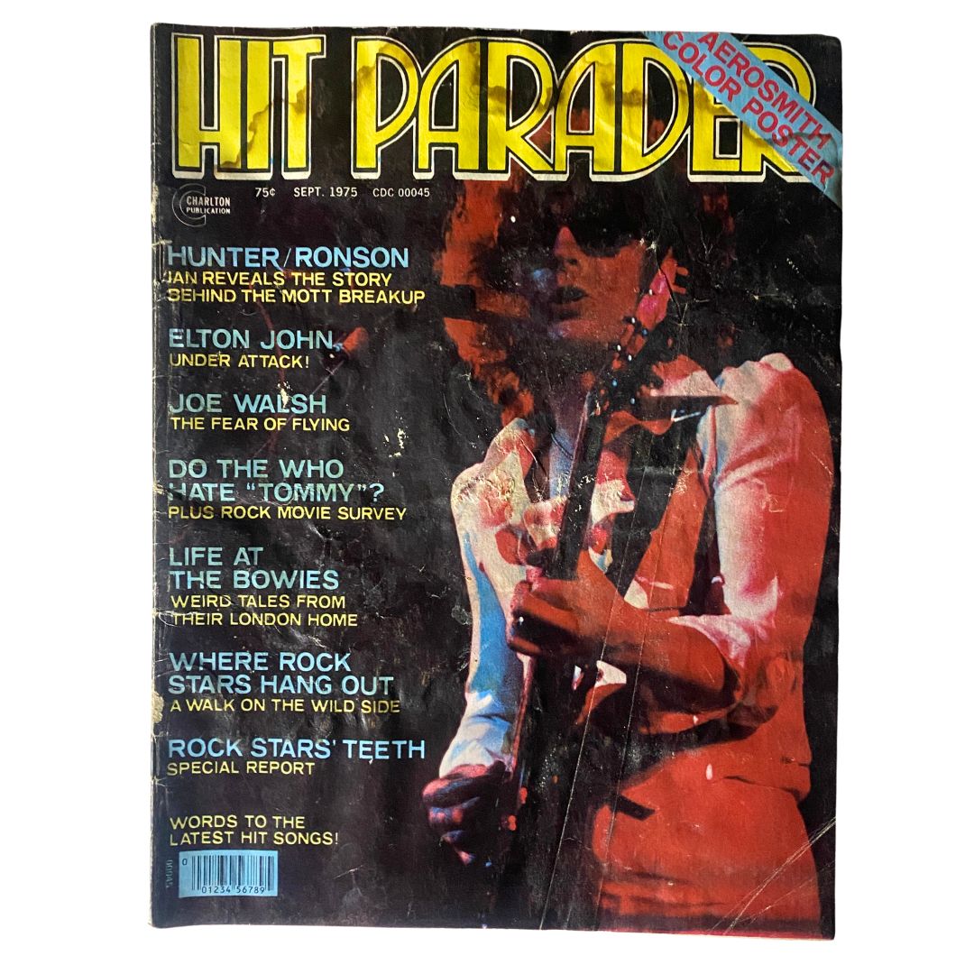 Cover of VTG Hit Parader Magazine from September 1975 featuring Ian Hunter, detailing articles on various rock artists, including Elton John and Joe Walsh.