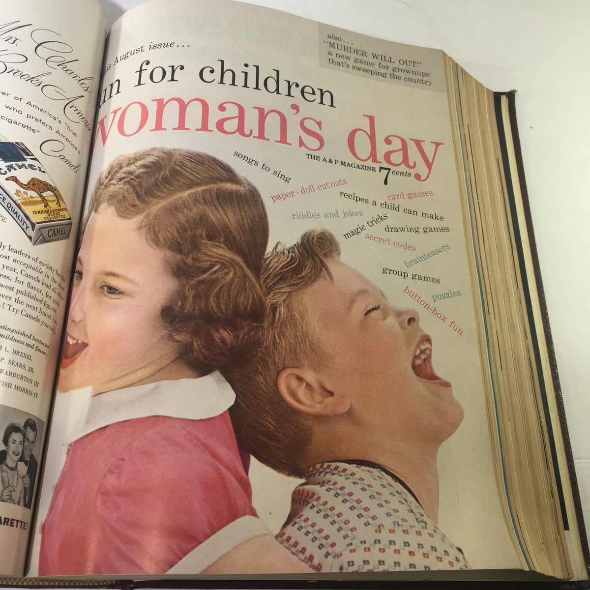 August issue of the 1954 Woman's Day Magazine emphasizing entertaining activities for children.