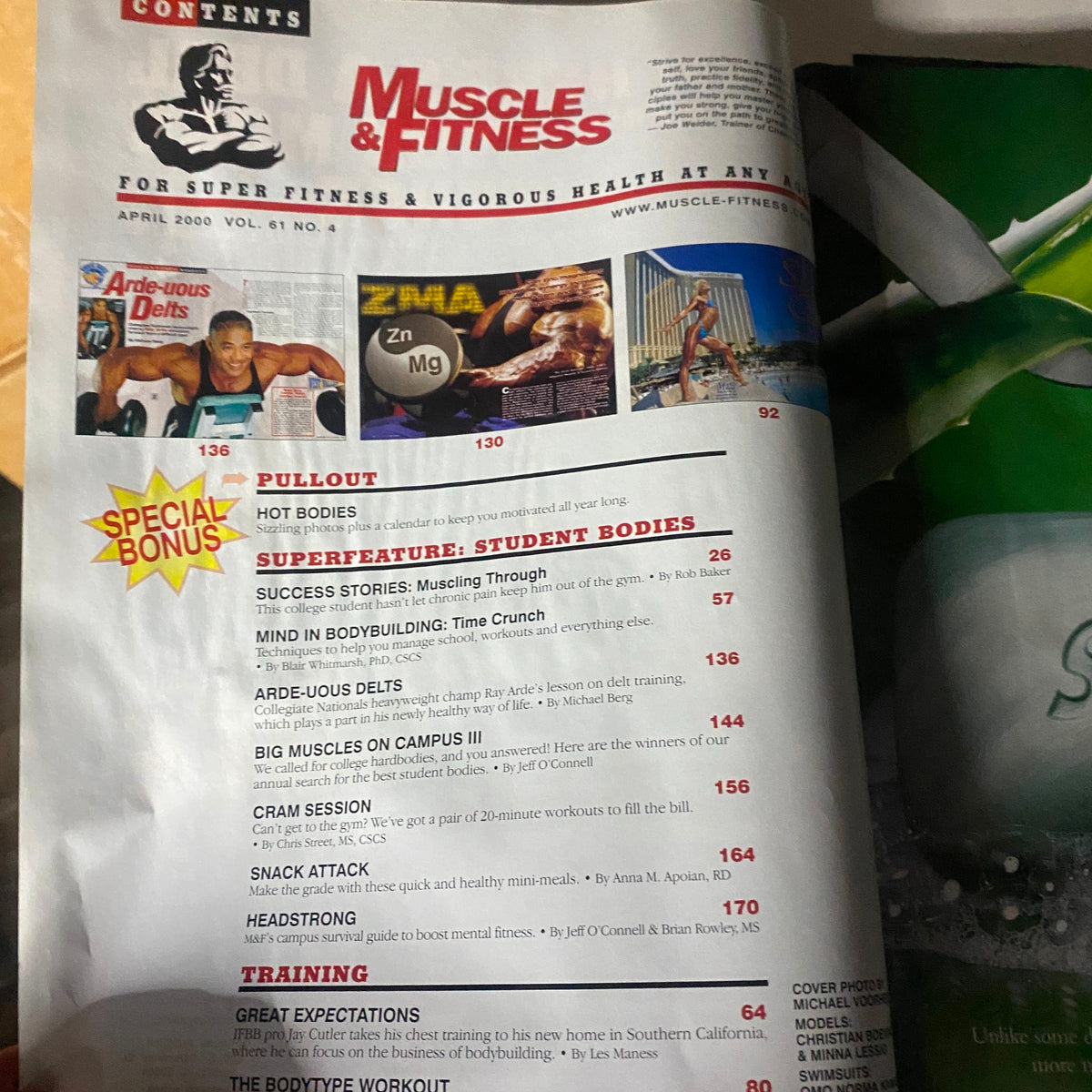 Table of contents from Muscle & Fitness Magazine April 2000 featuring various fitness articles, including a section on student body success.
