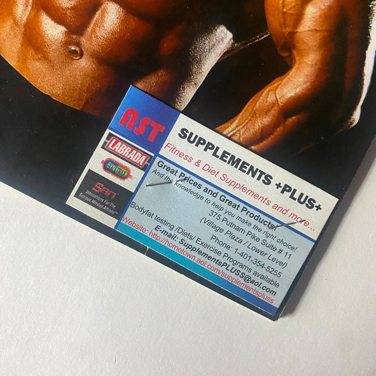 Back cover of Pumped Magazine 2004, displaying advertisements for fitness supplements and diet products.