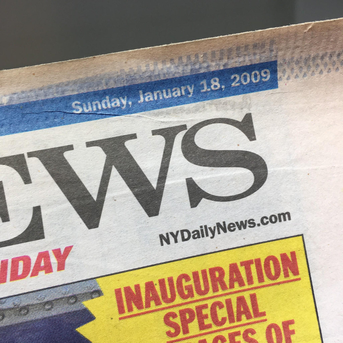 Close-up of the New York Daily News header featuring the date Sunday, January 18, 2009, emphasizing the significance of Obama's historic train ride.