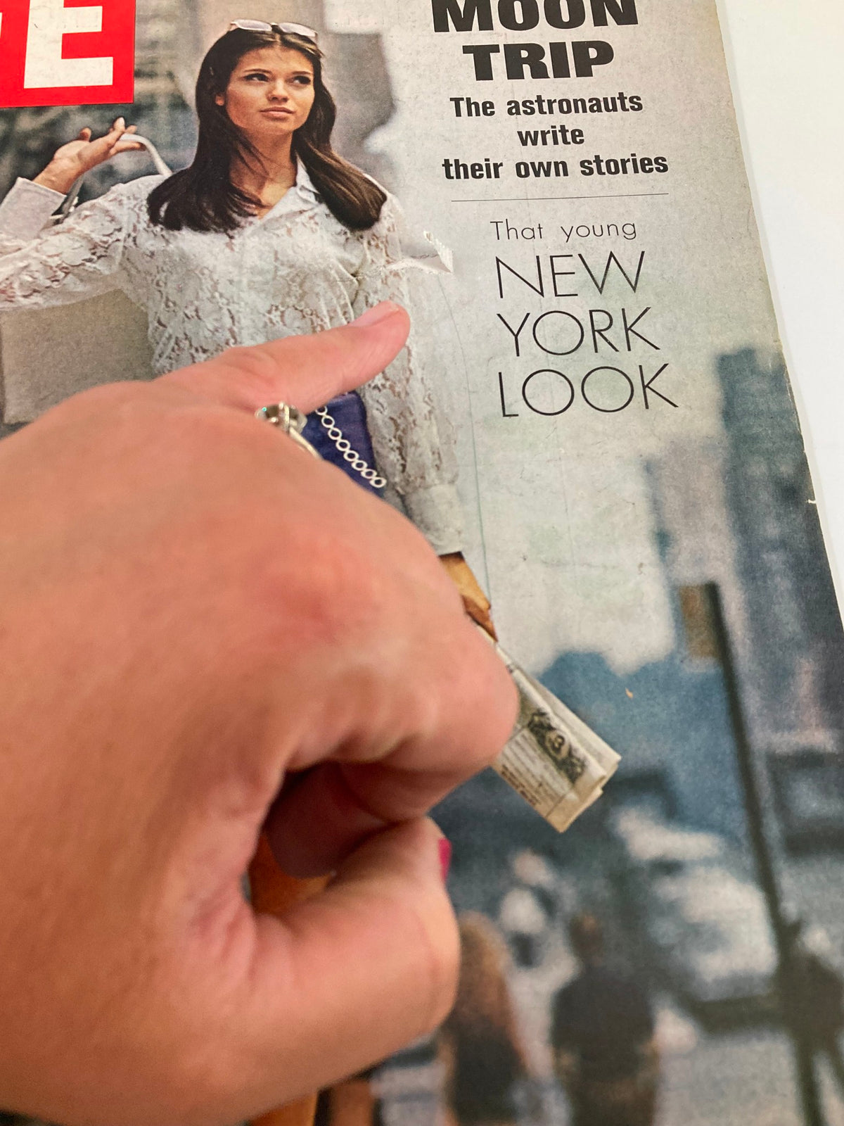 Cover of VTG Life Magazine August 22, 1969 featuring a young woman in a lace blouse, highlighting the article 'The Astronauts Write Their Own Stories' and capturing the essence of 1960s fashion and culture.