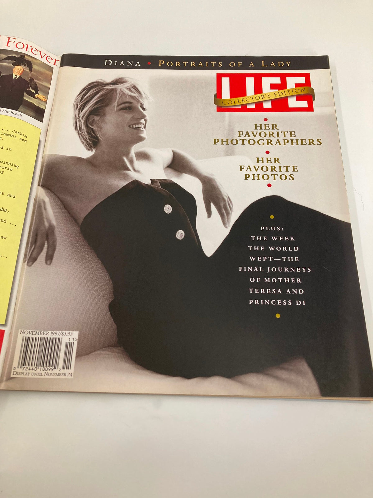 Cover of Life Magazine November 1997 featuring Princess Diana under the title 'Portraits of a Lady'. This collector's edition showcases her iconic looks and insights from her favorite photographers.