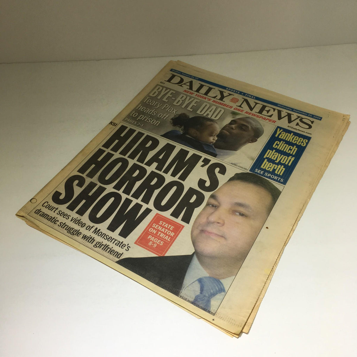 NY Daily News newspaper from September 23, 2009, featuring the headline 'Hiram's Horror Show' with a photo of a man on the front page, highlighting news events of the day.