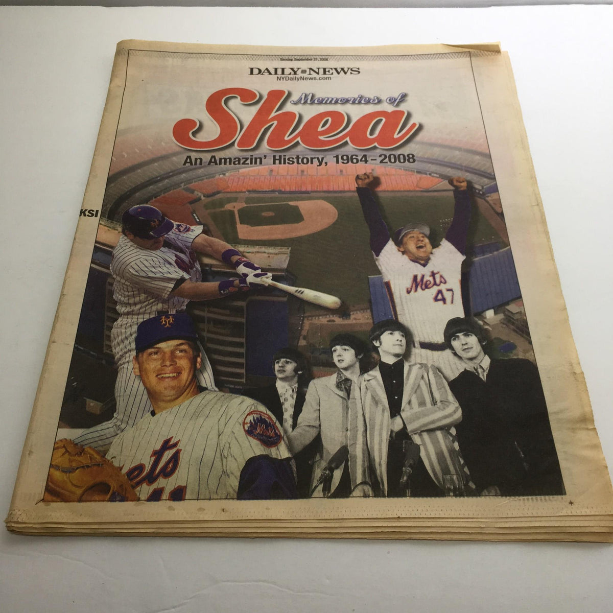 Cover of the New York Daily News: Memories of Shea - An Amazin' History 1964-2008, featuring iconic Mets players and Shea Stadium.