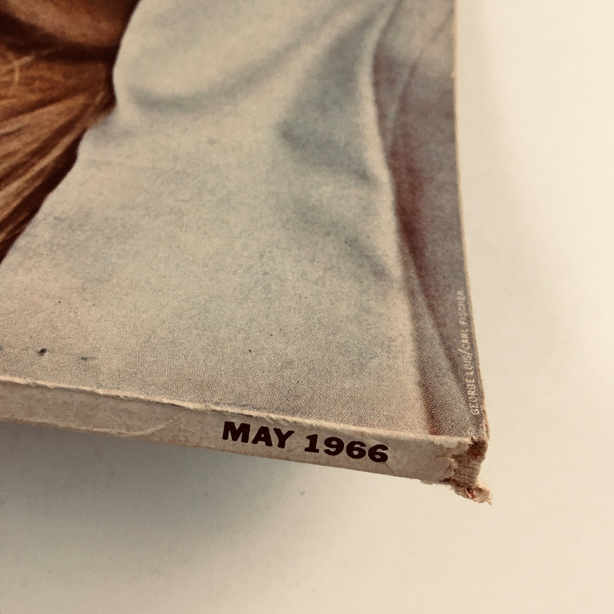 Edge of the May 1966 issue of Esquire Magazine showcasing the publication date prominently.
