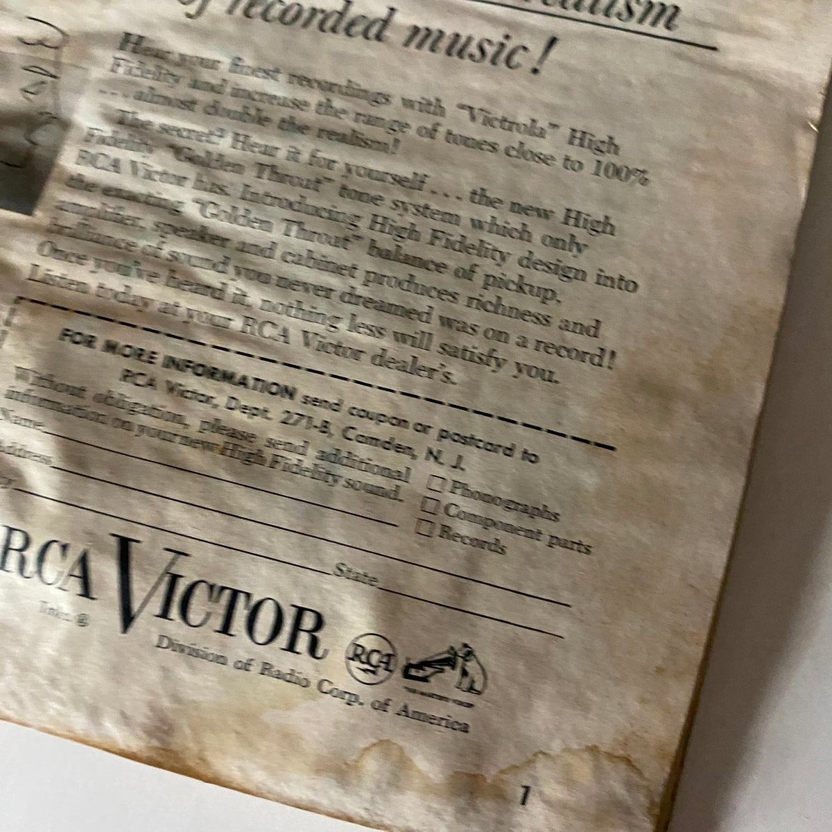 Back cover of VTG Time Magazine November 9, 1953, featuring an advertisement for RCA Victor with text detailing high fidelity music technology.