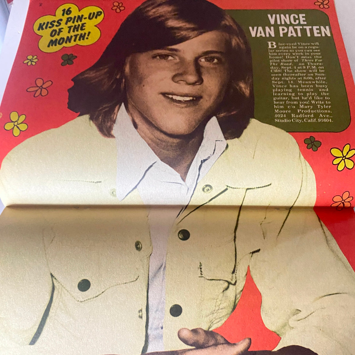 Vintage 16 Magazine October 1975 Elton John, Vince Pan Patten VG w Poster