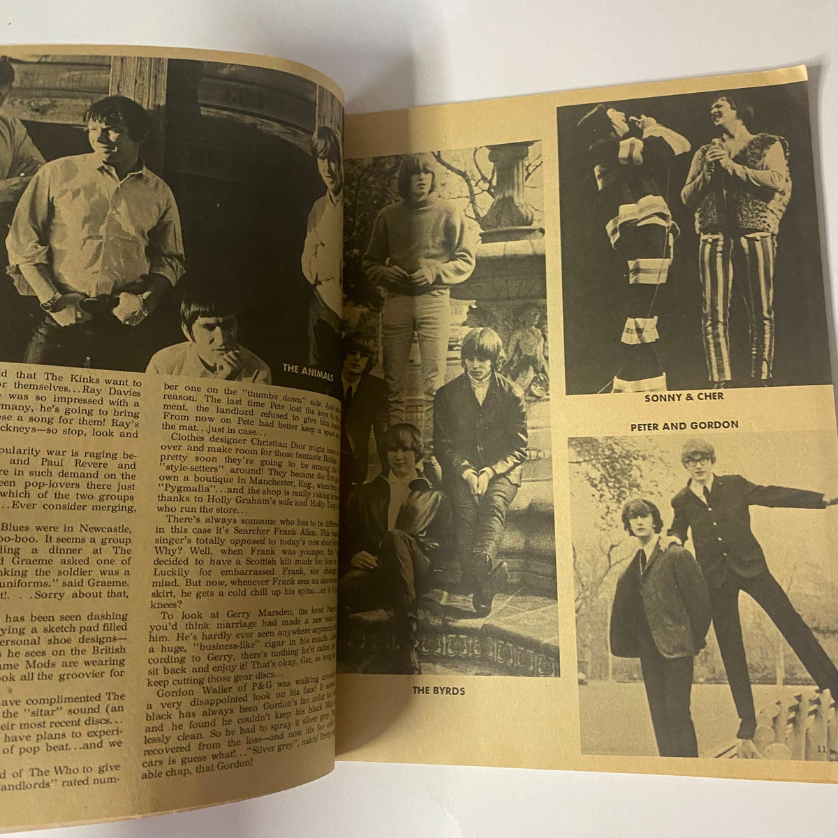 Star Time Magazine August 1966 Vol 2 No. 6 The Beatles highlighting fellow 1960s stars with images of The Byrds, Sonny & Cher, and Peter & Gordon.