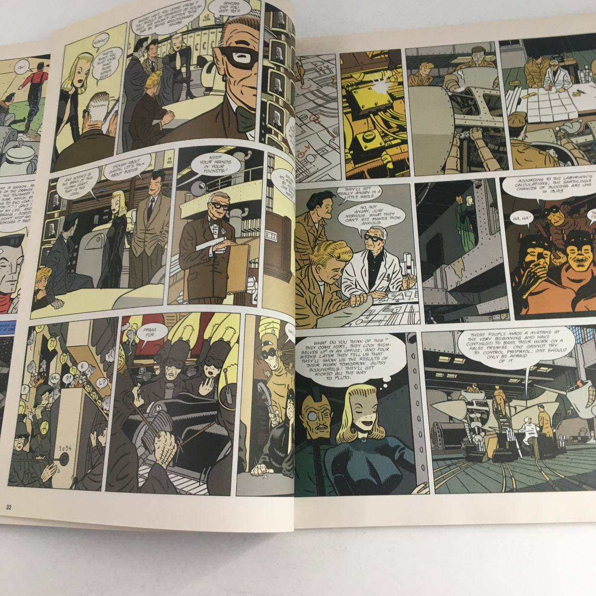Inner pages of Heavy Metal Fantasy Magazine Summer 1987 featuring comic panels with various characters discussing themes in a science fiction setting.