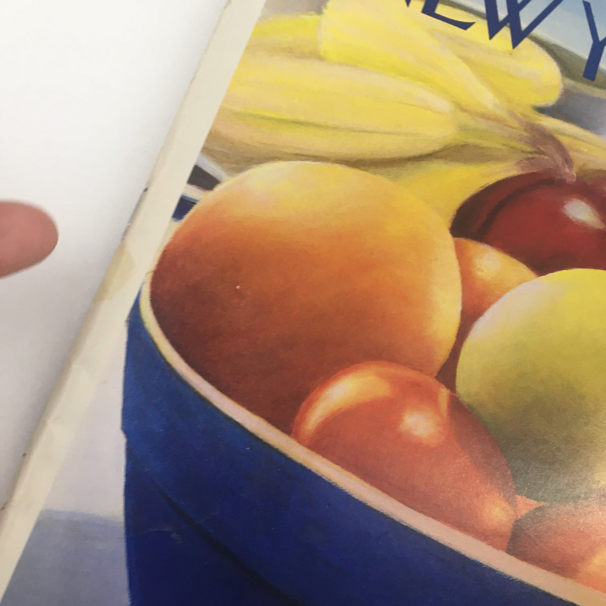 Close-up view of the fruits on the cover of The New Yorker Magazine, September 14, 1992, highlighting the colorful artwork 'Bowl of Fruits' by Gretchen Dow Simpson.