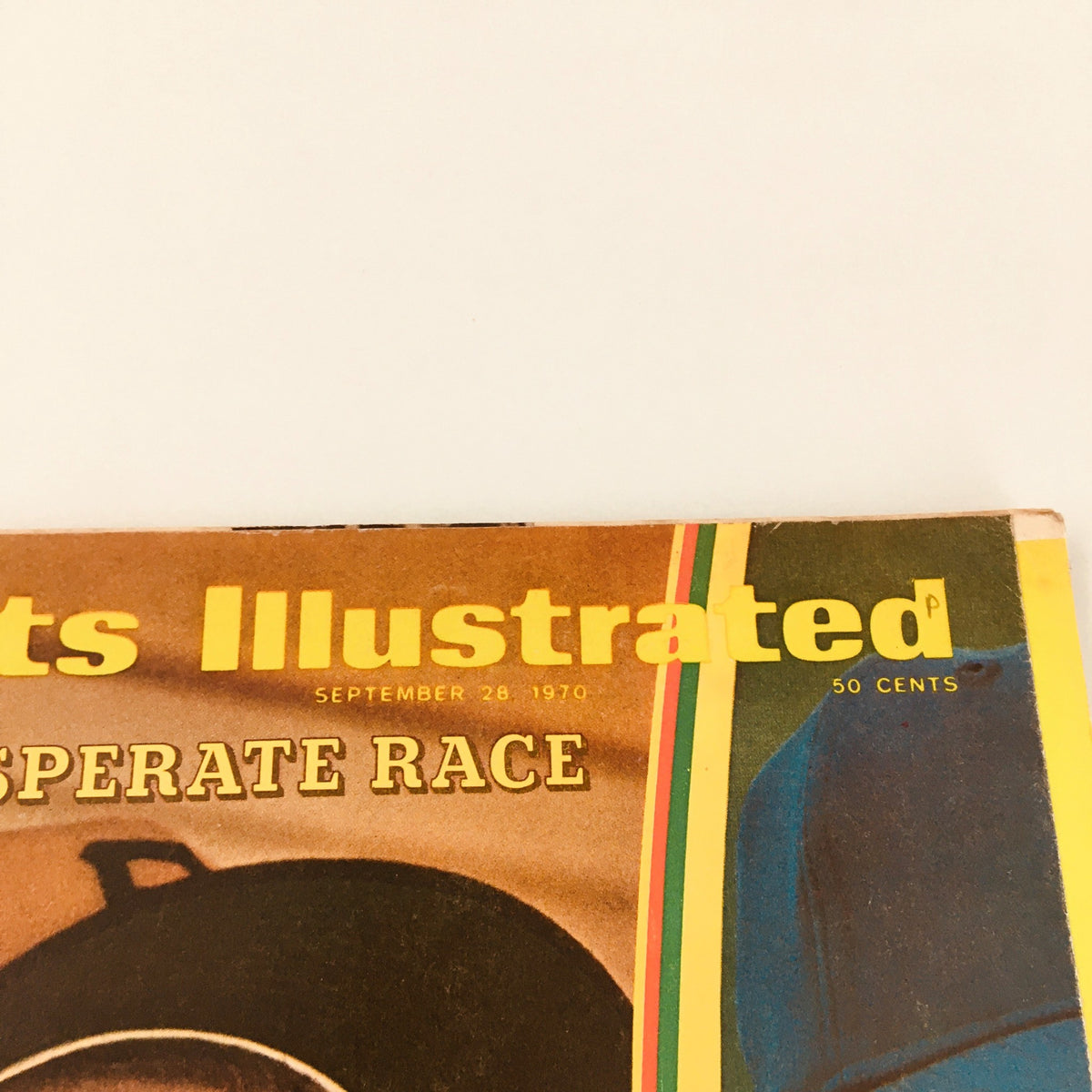 Cover of the VTG Sports Illustrated Magazine from September 28, 1970, displaying the title and the subtitle 'THE DESPERATE RACE', highlighting its vintage appeal for collectors.