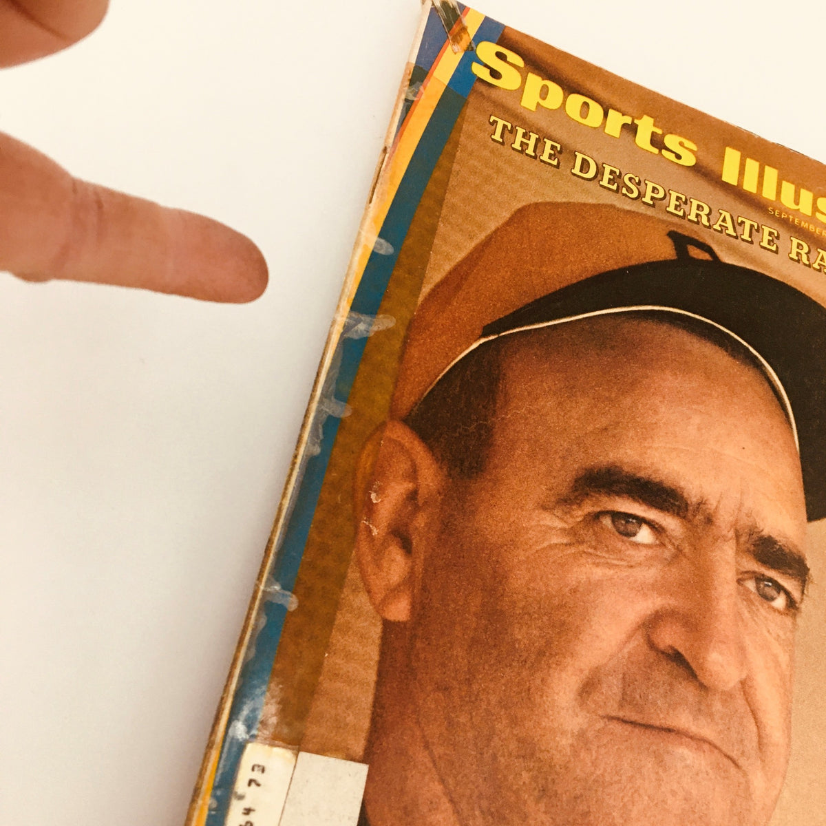Close-up of the VTG Sports Illustrated Magazine cover featuring a man in a baseball cap, representative of the magazine's focus on sports and nostalgia, from September 28, 1970.