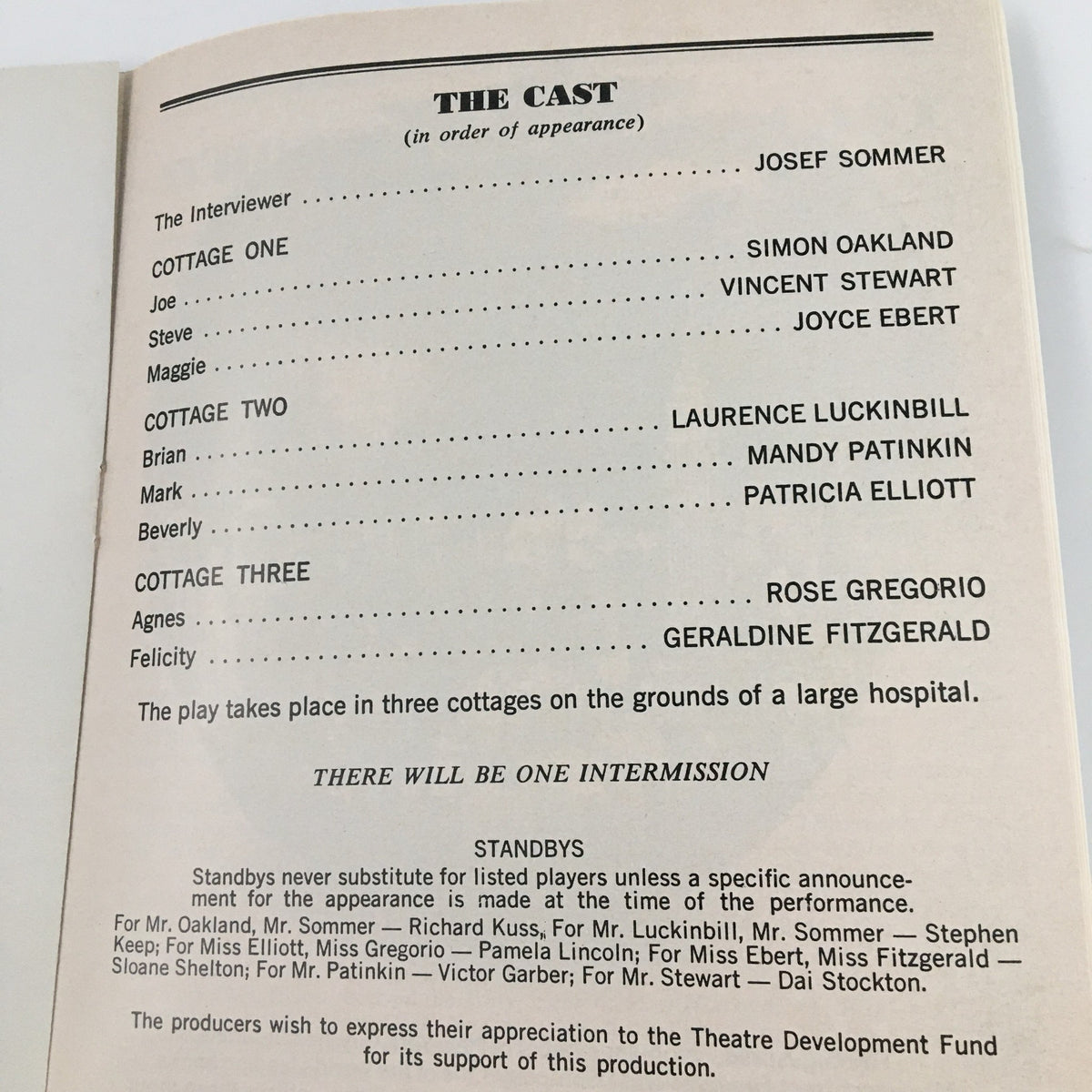 Another interior page of the 1977 Playbill for 'The Shadow Box', highlighting the play's cast in order of appearance.