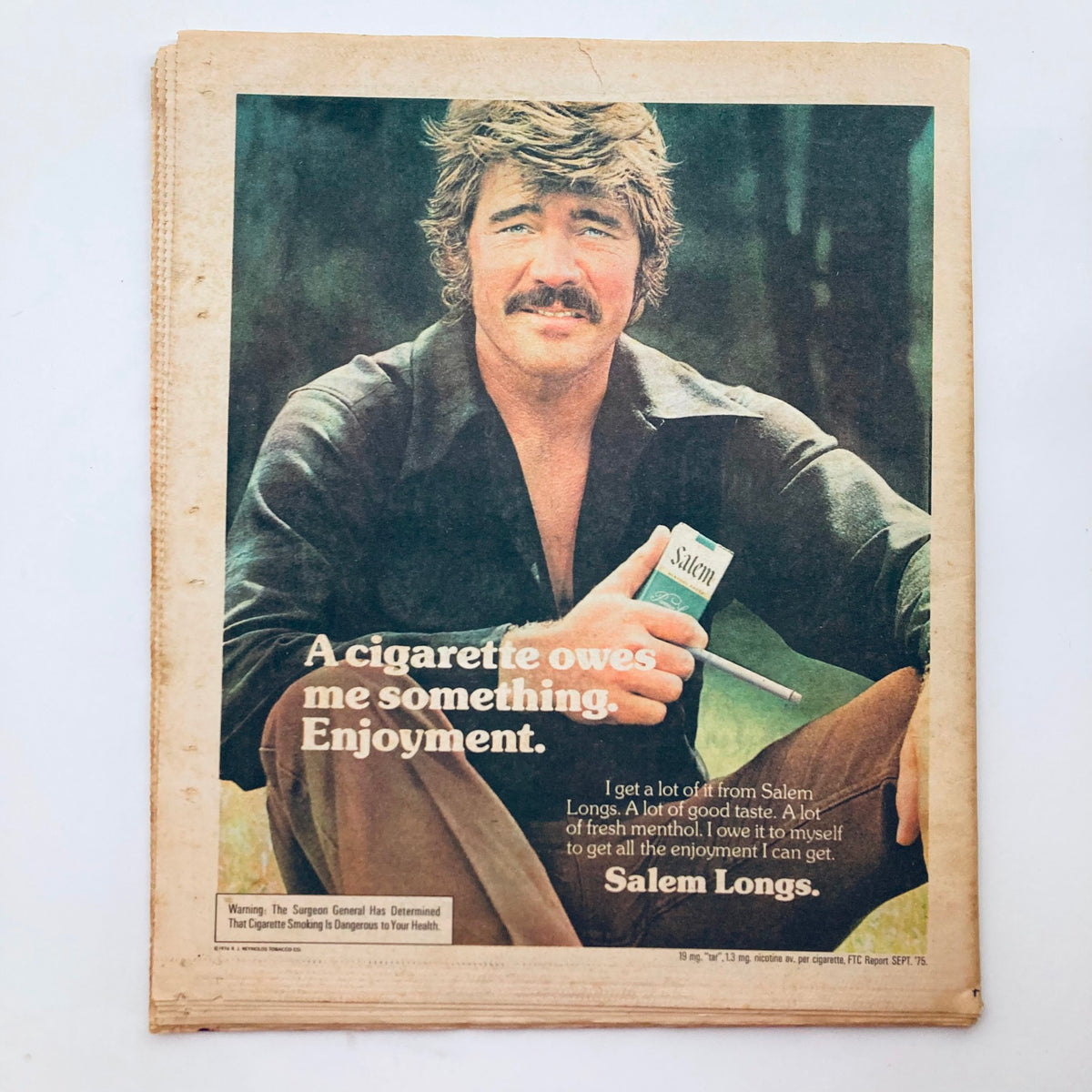 Vintage advertisement from the VTG Rolling Stone Magazine June 17 1976 Issue 215 promoting Salem Longs cigarettes, highlighting a classic 1970s marketing style.
