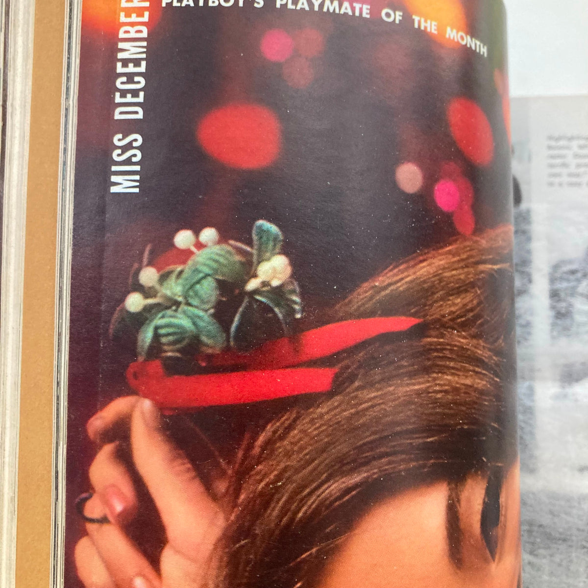 Playmate Susan Bernard from the VTG Playboy Magazine December 1966, highlighted as Playmate of the Month with floral motifs.