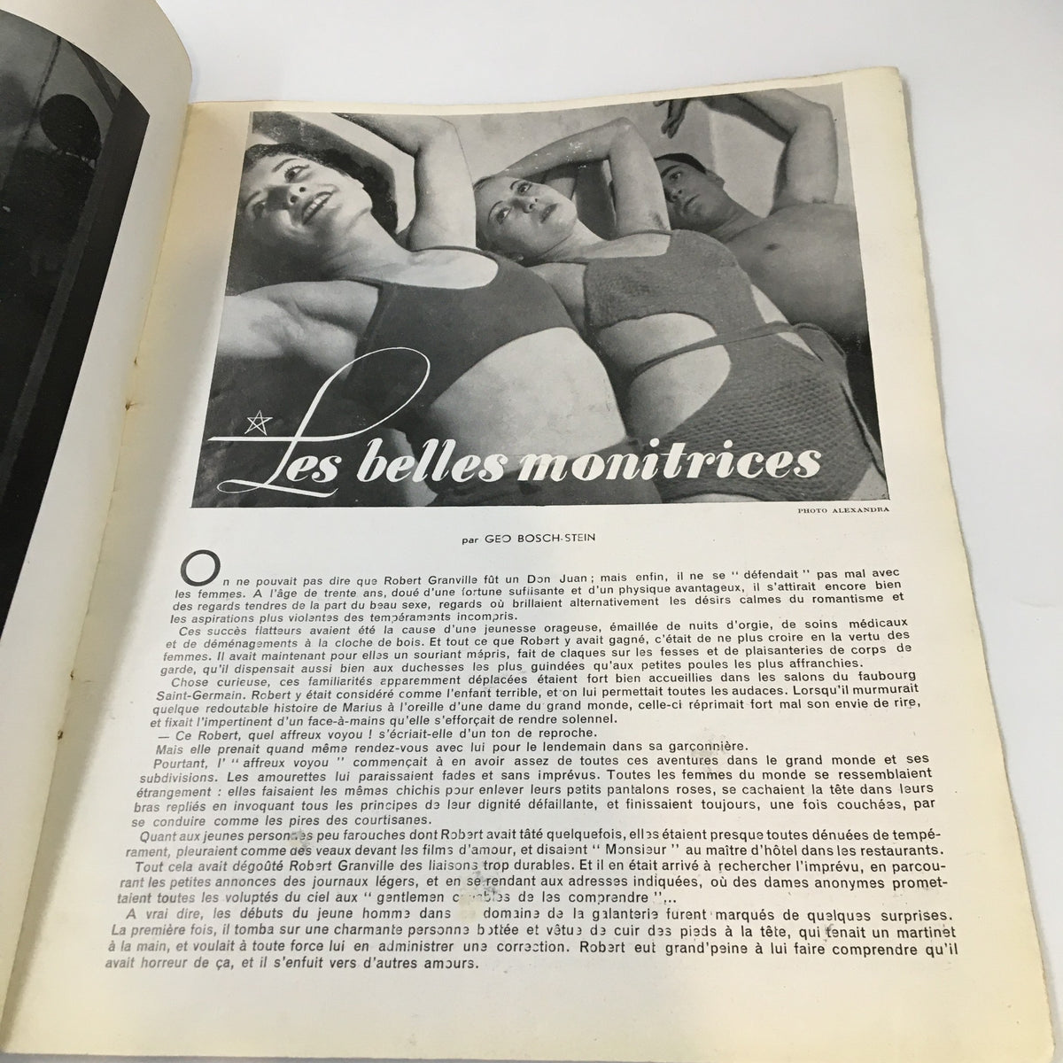 Inside page of VTG Pages Folles Magazine January 1936 featuring an article on beautiful women, with an artistic photograph of women in swimsuits.