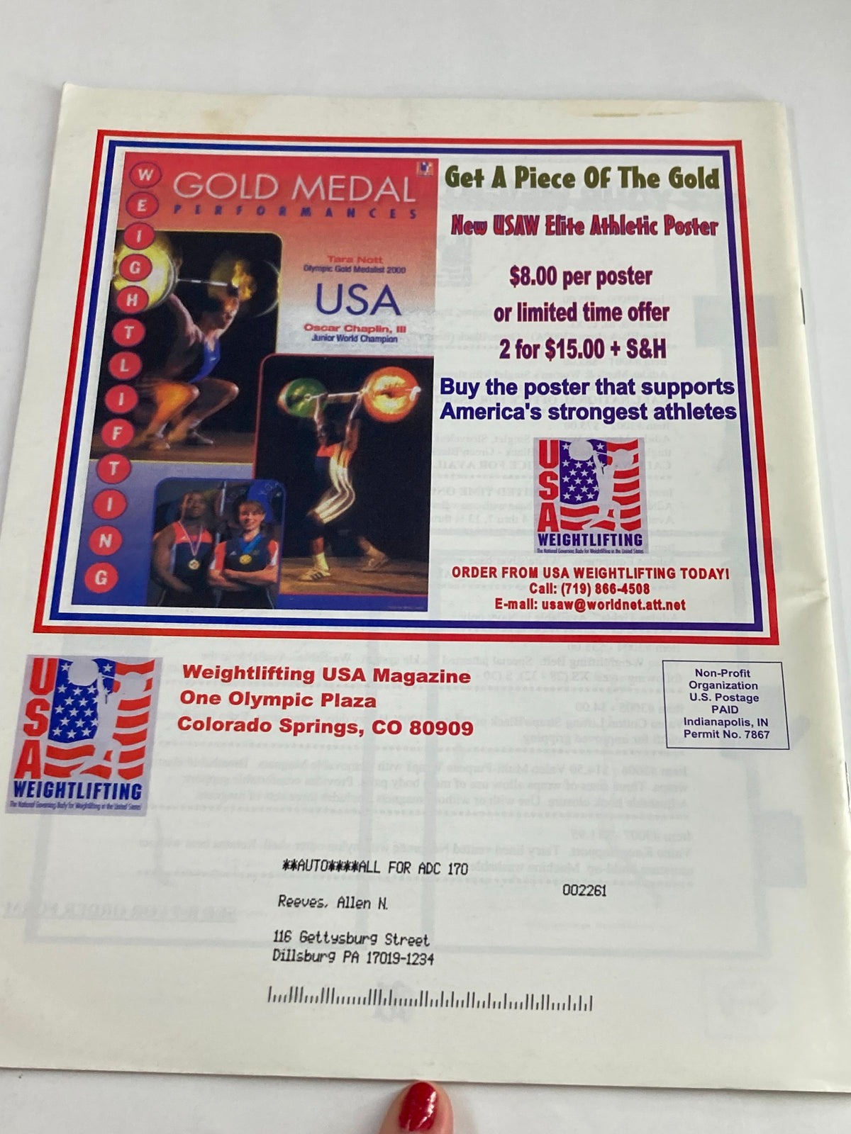Back cover of Weightlifting USA Magazine Vol 19 #3 Fall 2001 promoting athletic posters and supporting America's strong athletes.