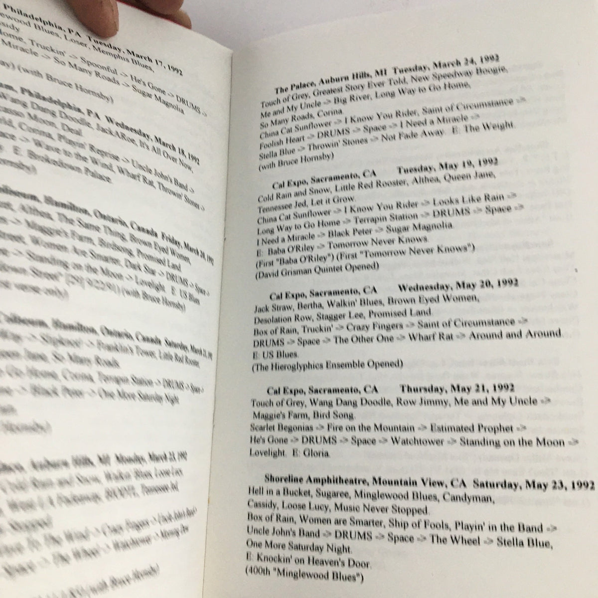 Grateful Dead 1992 The Set Lists From Your Friends at Terrapin Tapes. An interior view displaying a list of concert set lists from various 1992 shows.