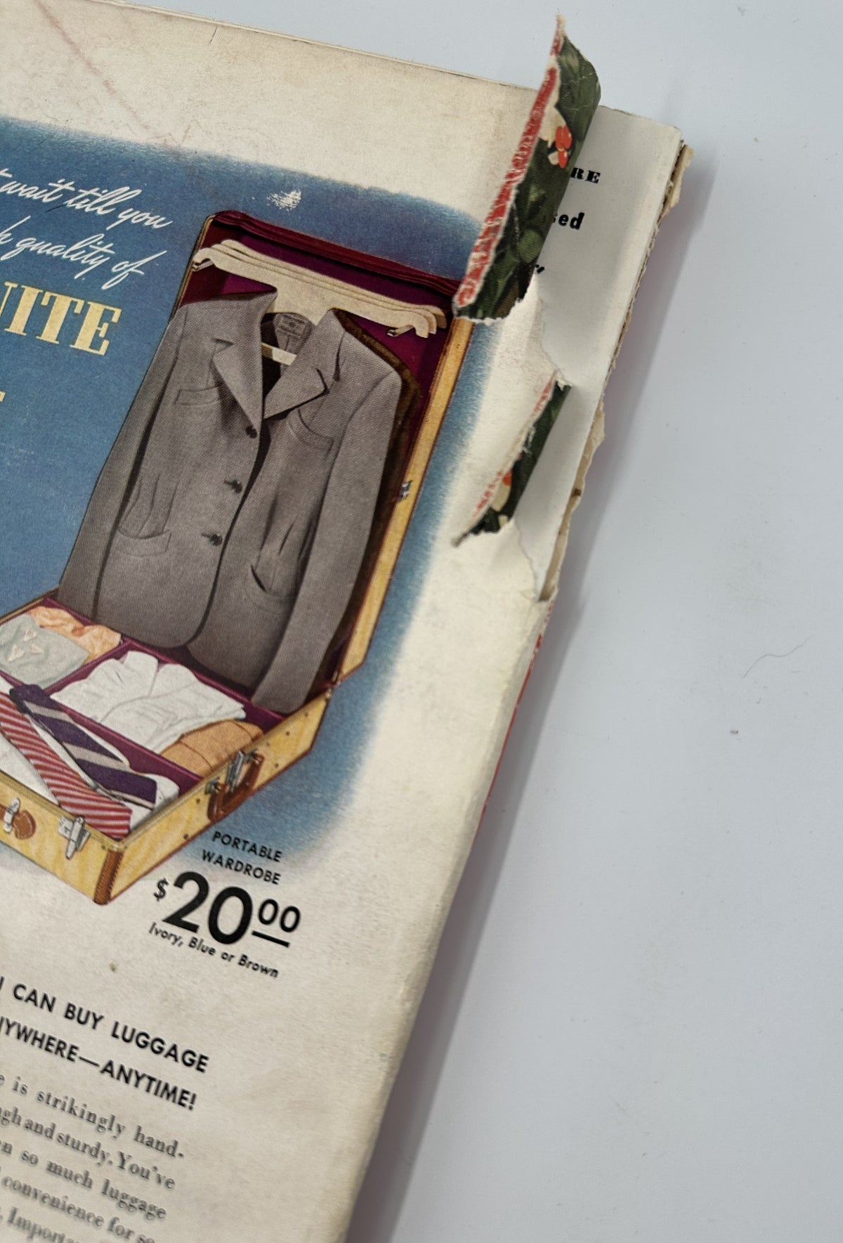 Esquire Magazine January 1943 detail showing a Samsonite luggage advertisement, illustrating the features and pricing of portable wardrobes.