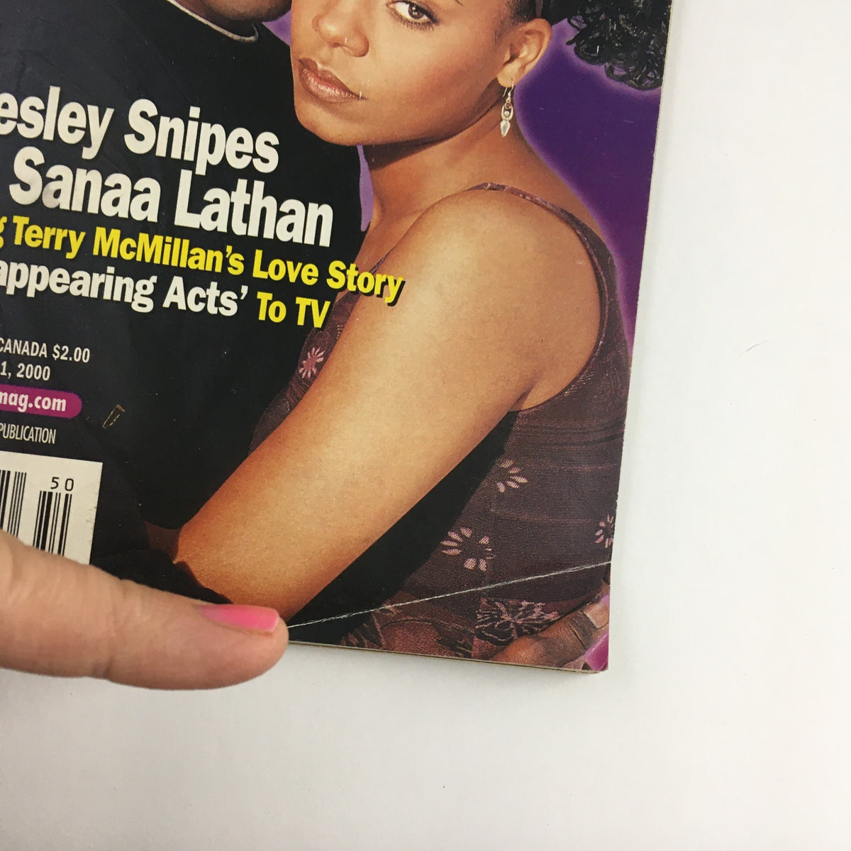 Close-up view of the Jet Magazine cover from December 11, 2000 showing Wesley Snipes and Sanaa Lathan, highlighting the movie 'Disappearing Acts'.
