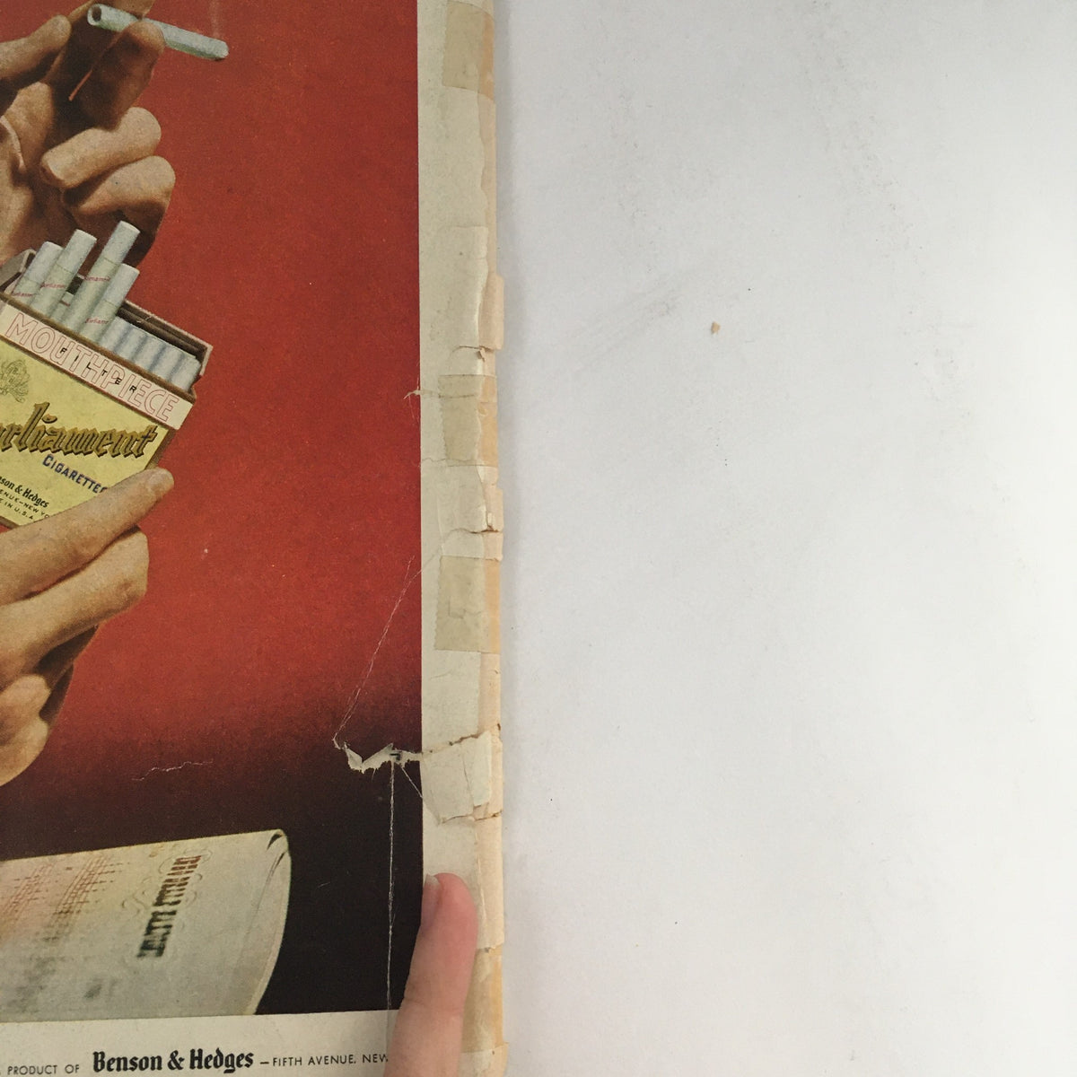 Back cover of The New Yorker September 20 1952 magazine featuring an advertisement for Benson & Hedges cigarettes, showcasing retro design elements.
