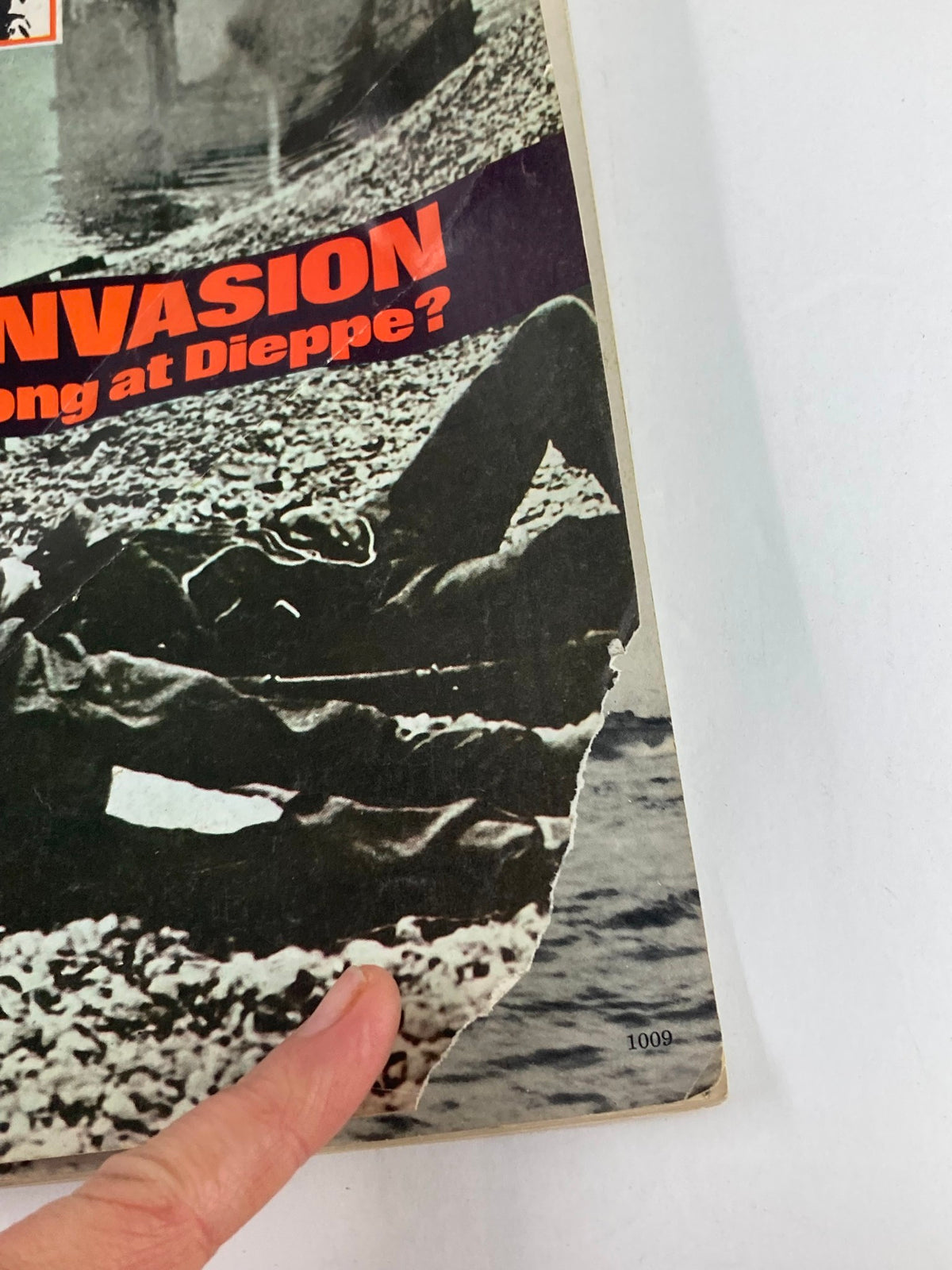 Close-up of the magazine 'VTG History of the Second World War Part 37' showing the torn edge of the cover and the title 'Suicide Invasion'.