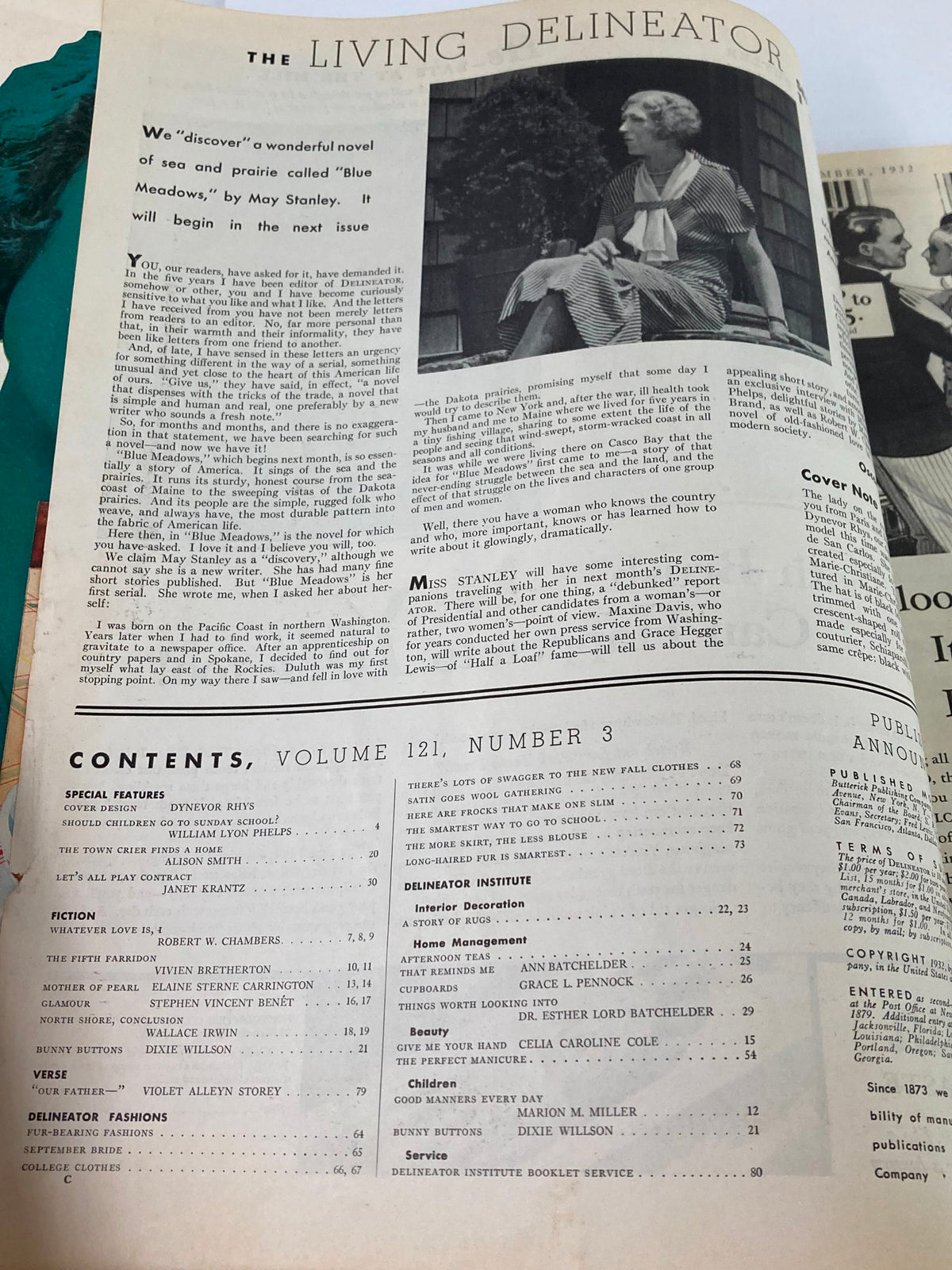 Inside page of the VTG Delineator Magazine, September 1932 edition, featuring contents and announcements related to 'Whatever Love Is' by Robert W. Chambers.