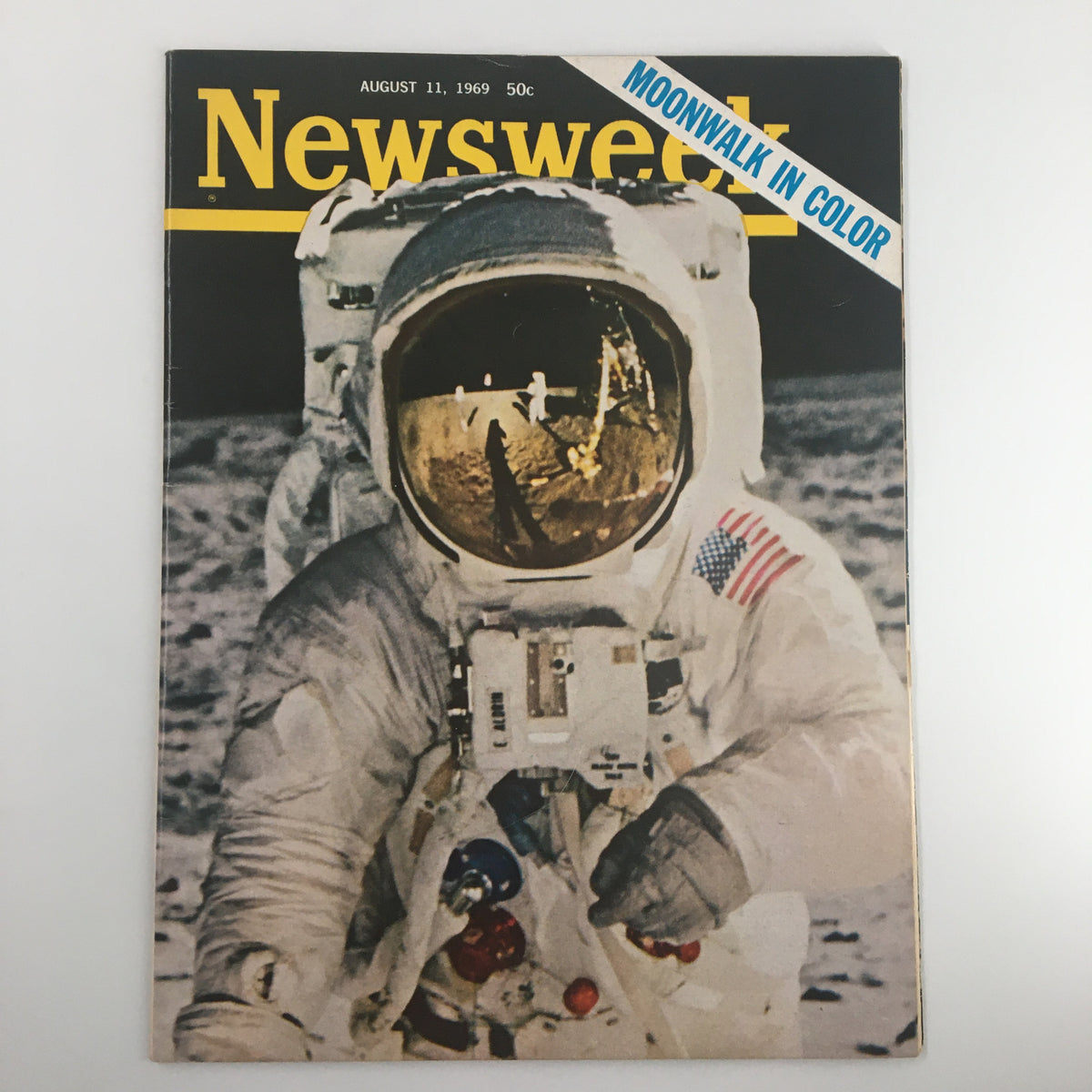 Newsweek Magazine August 11 1969 The Moonwalk in Color No Label