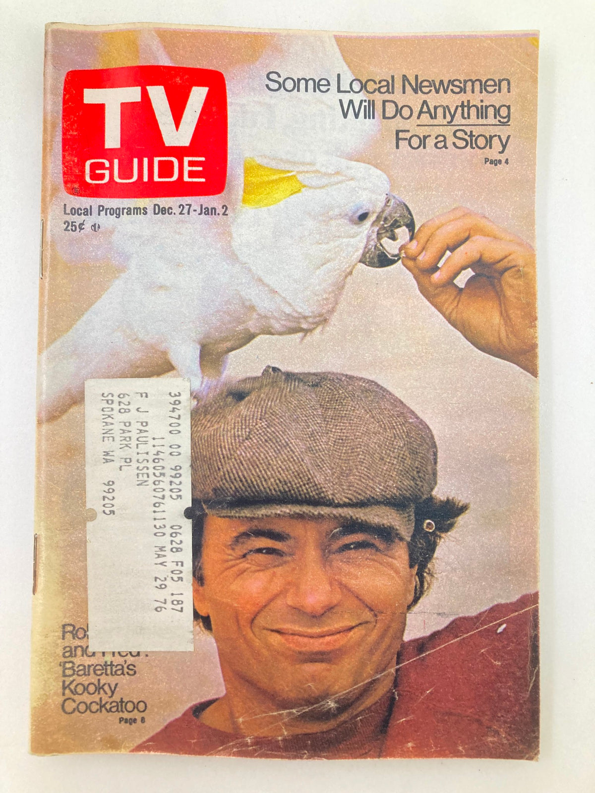 Cover of TV Guide Magazine December 27 1975 featuring Robert Blake with a cockatoo, showcasing popular television highlights of the 1970s.
