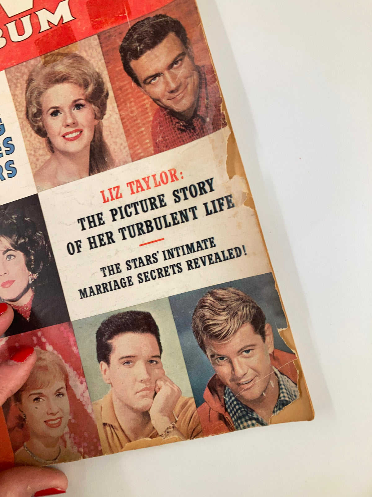 Cover of VTG Movie Album Magazine 1961 No. 7 featuring images of Roger Smith and Liz Taylor, highlighting the article 'Liz Taylor: The Picture Story of Her Turbulent Life'.