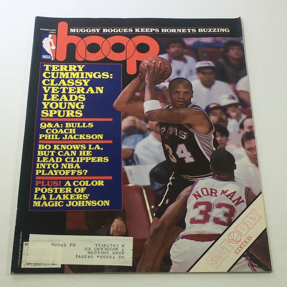 Hoop NBA Magazine February 1991 cover featuring Terry Cummings, a classy veteran leading the San Antonio Spurs, with highlights of the issue including interviews and discussions about NBA players and teams such as Phil Jackson and Magic Johnson.
