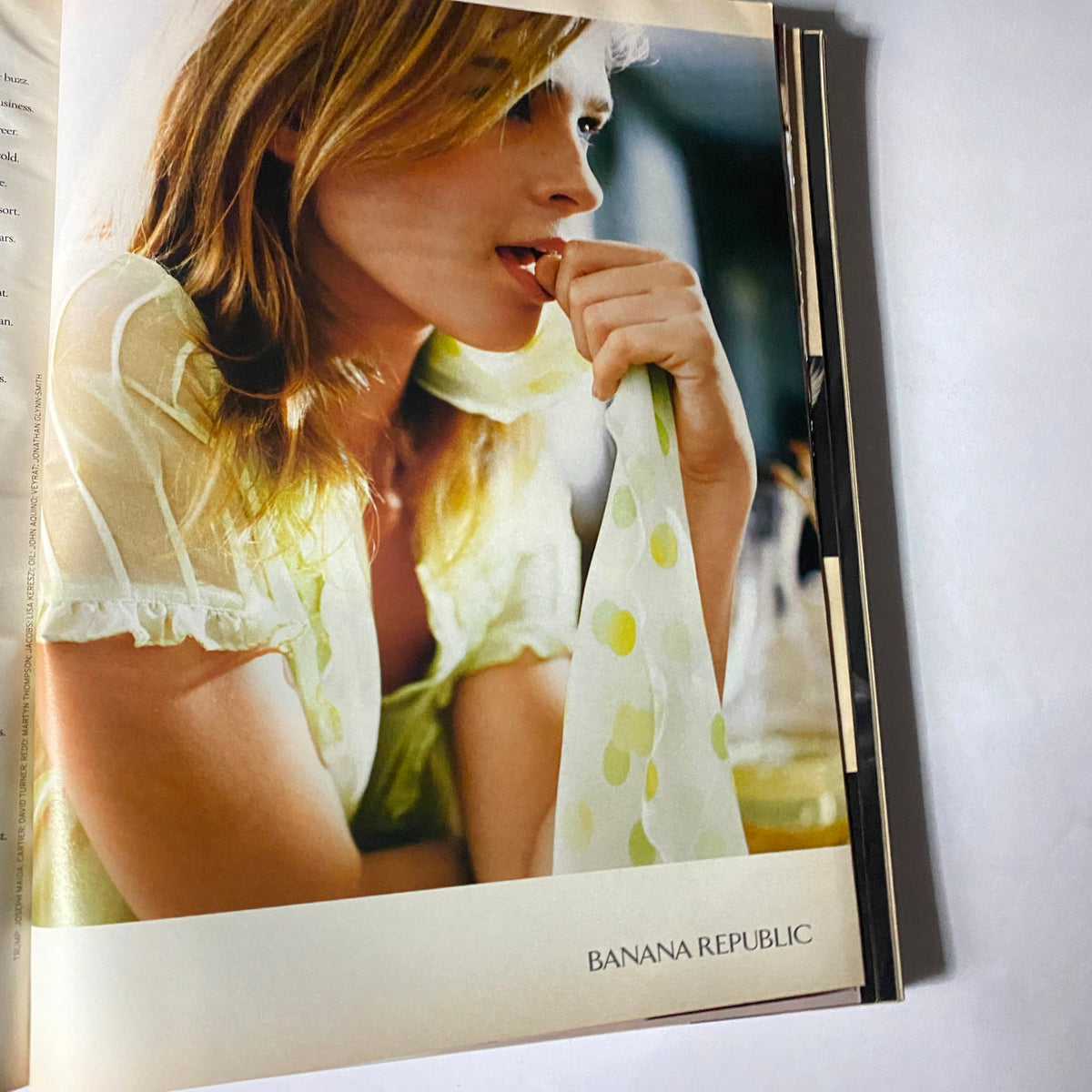W Magazine March 2004 feature image showcasing a model styled in a Banana Republic outfit, reflecting early 2000s fashion trends, enhancing the allure of Naomi Watts on the cover.