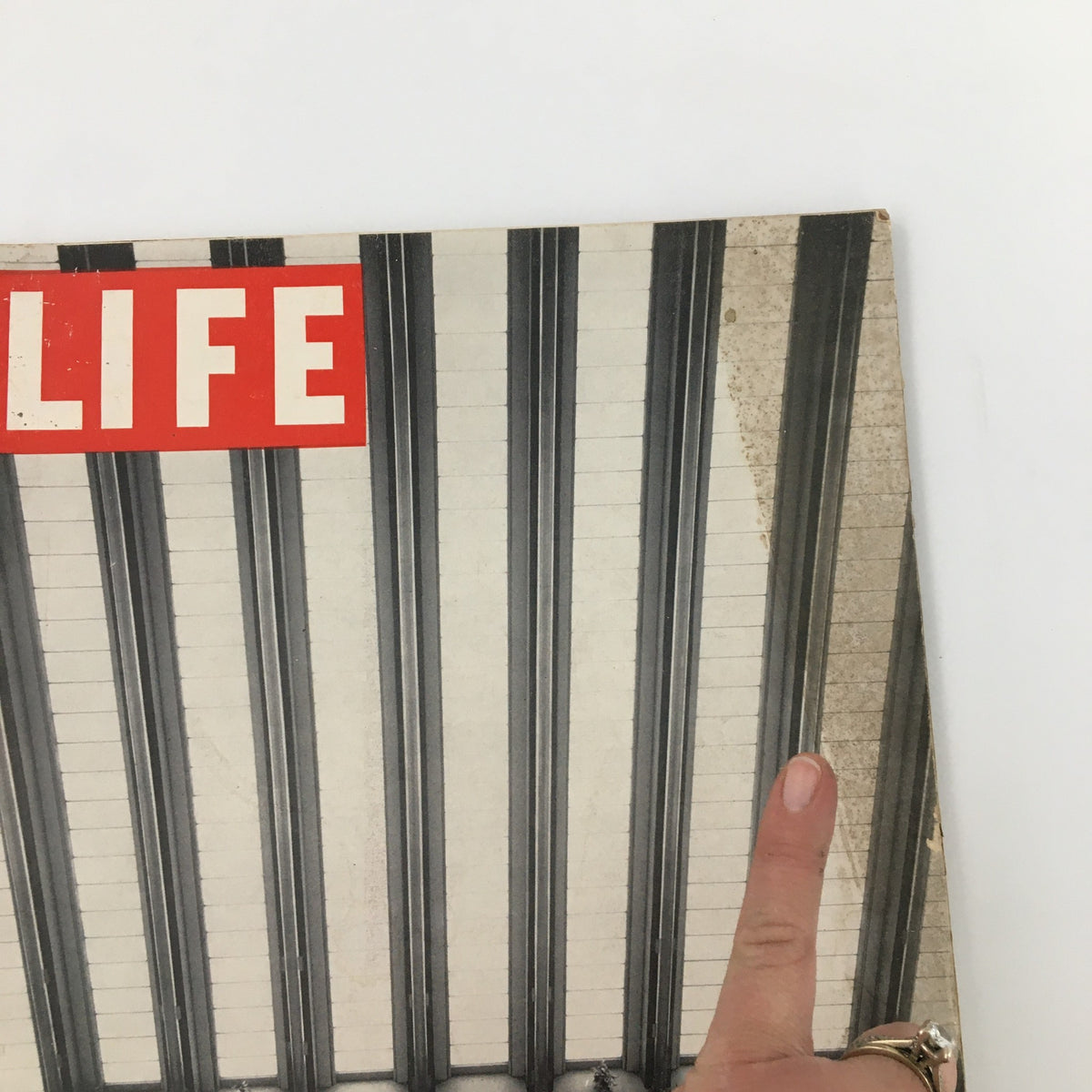 Close-up view of the VTG Life Magazine Cover from November 3, 1952, displaying the title and significant architectural details of the United Nations' New Assembly Building.