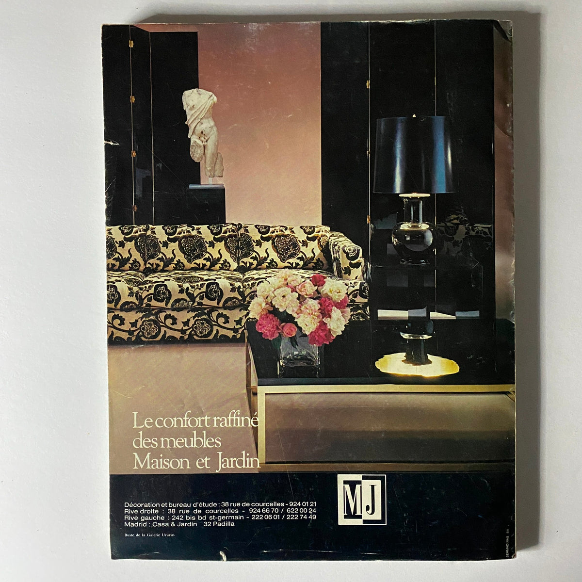 Back cover of Vogue Paris Magazine February 1976, featuring a stylish interior design advertisement, highlighting luxurious living space aesthetics.