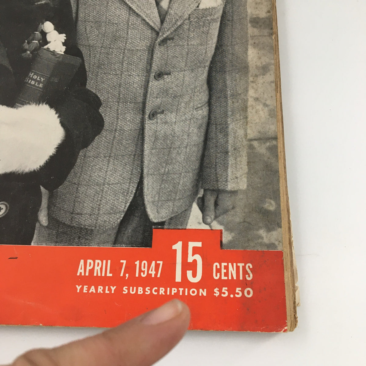 Close-up view of the cover of Life Magazine April 7, 1947 featuring Sunday-school pupils, highlighting the magazine's price and subscription details.