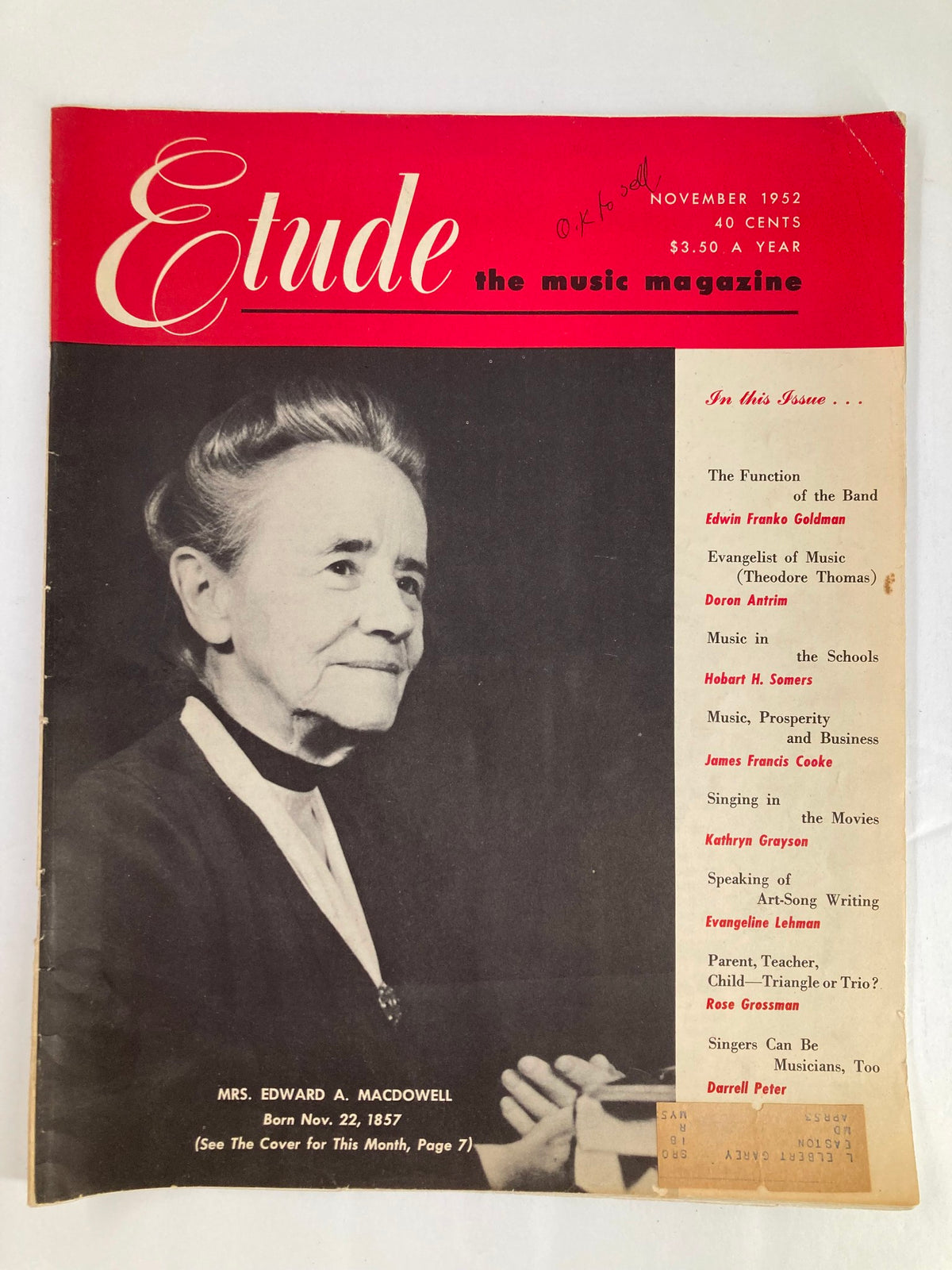 Cover of VTG Etude The Music Magazine November 1952 showcasing Mrs. Edward A. MacDowell, features articles on music and culture.