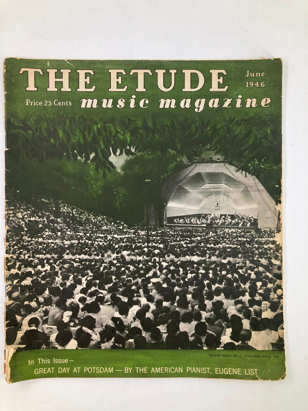 Cover of VTG Etude The Music Magazine June 1946 Vol 64 #6 featuring a large crowd at a concert and the title in bold letters.