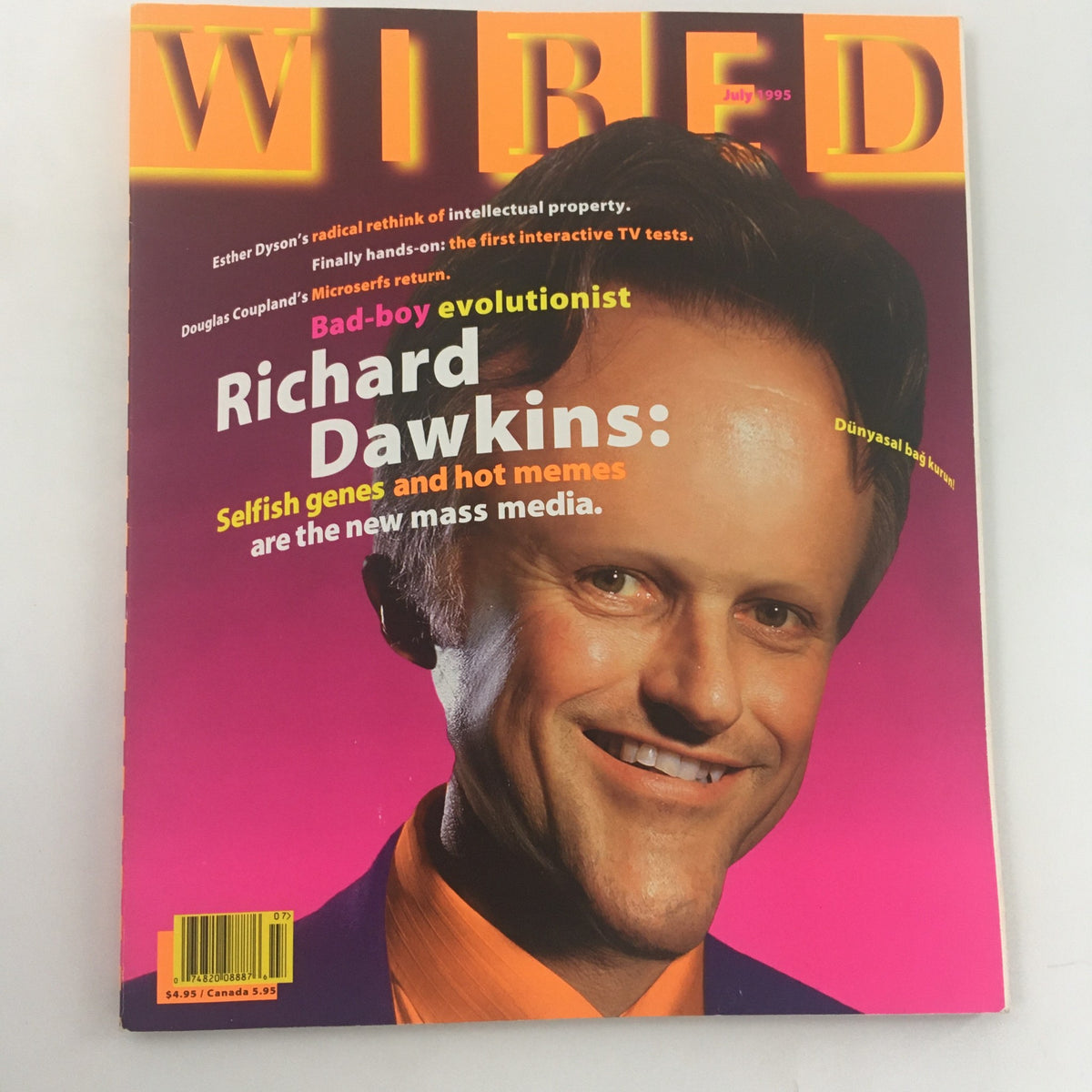 Wired Magazine July 1995 cover featuring Richard Dawkins, titled 'Bad-Boy Evolutionist,' discussing selfish genes and hot memes as new mass media.