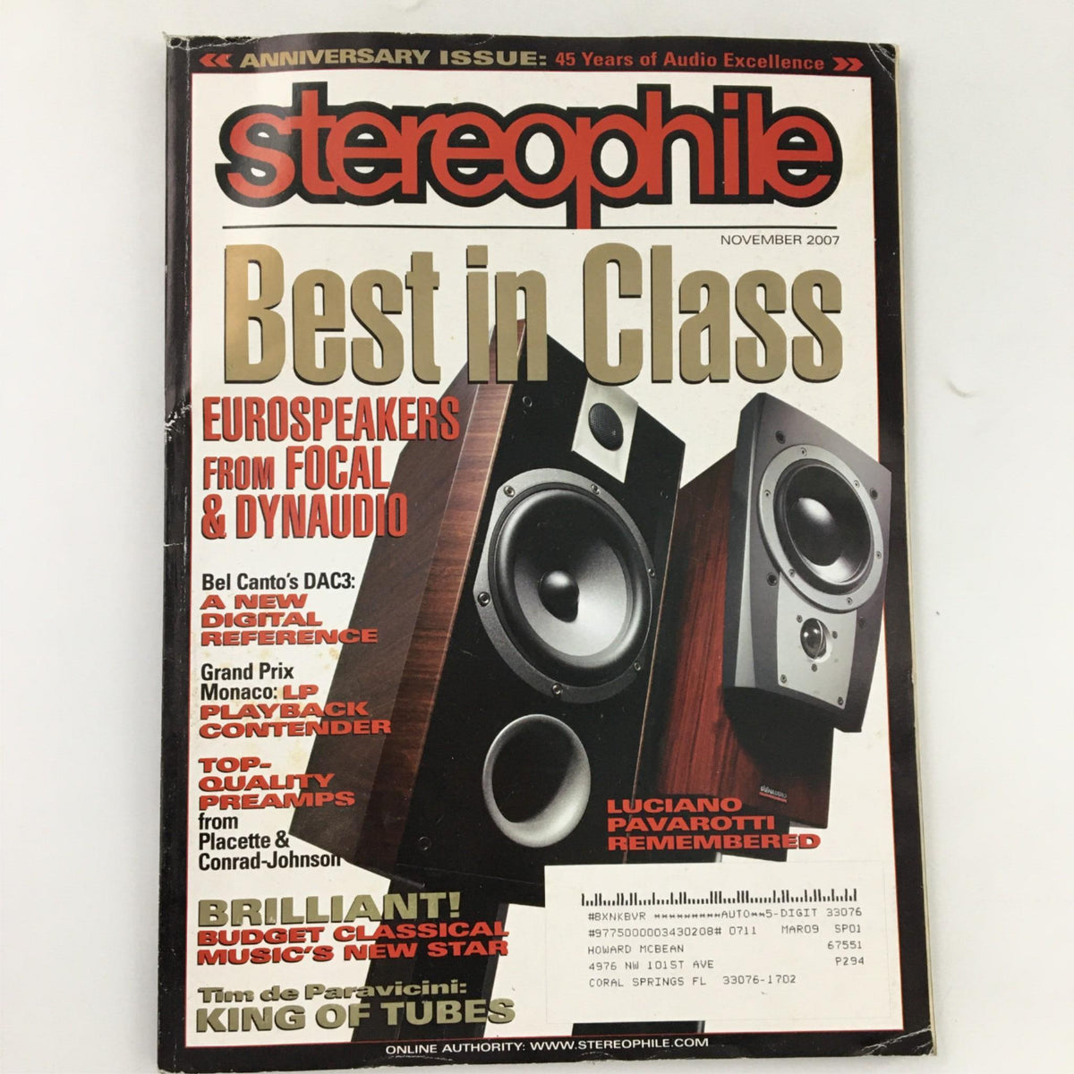 Stereophile Magazine November 2007 cover featuring a tribute to operatic tenor Luciano Pavarotti, showcasing audio equipment and articles including 'Best in Class' and audio excellence features.