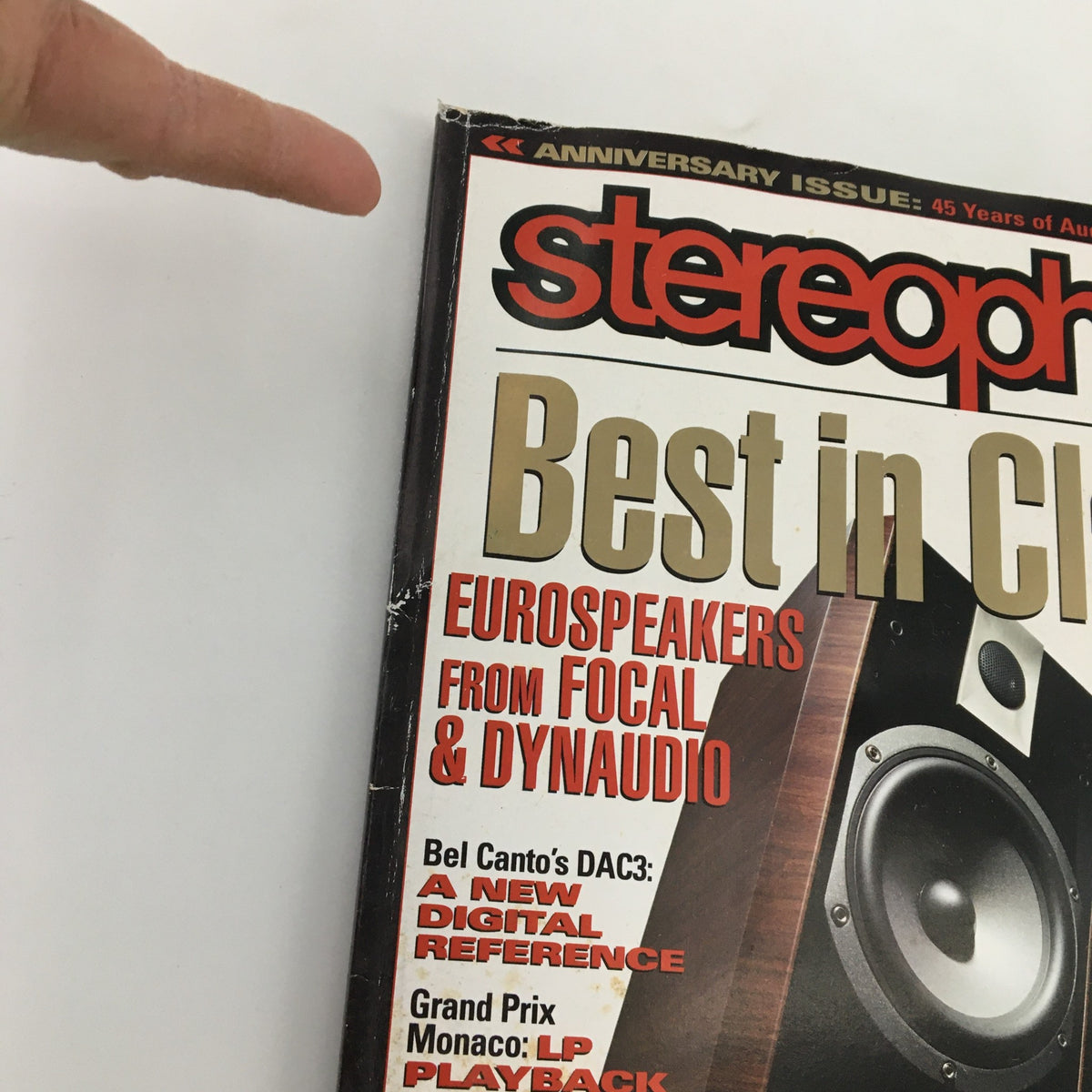 Cover of Stereophile Magazine November 2007: Featuring 'Best in Class' with a focus on EuroSpeakers from Focal & Dynaudio, celebrating the legacy of operatic tenor Luciano Pavarotti.