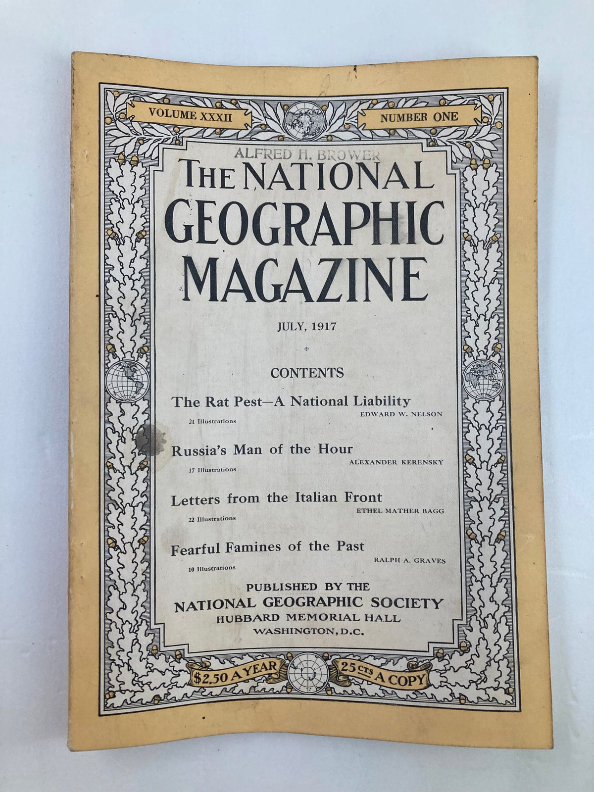 Cover of the VTG National Geographic Magazine from July 1917 featuring the article 'The Rat Pest' discussing environmental issues of the time.