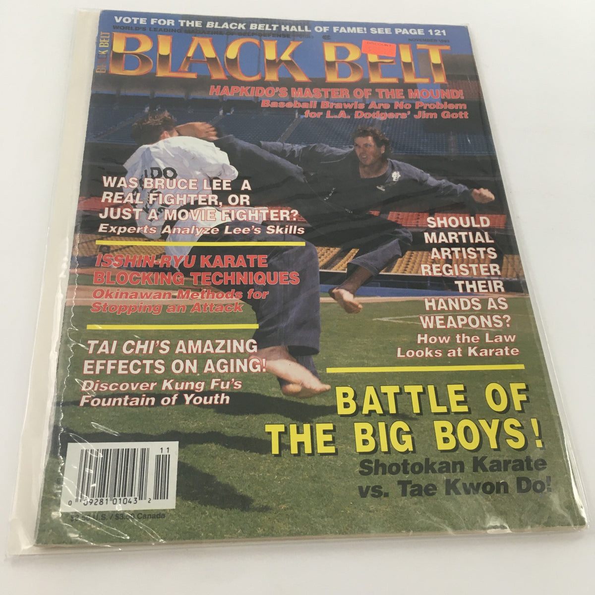 Cover of Black Belt Magazine November 1993 featuring L.A. Dodger's Jim Gott, with highlights on Hapkido, martial arts discussions, and a price sticker for authenticity.