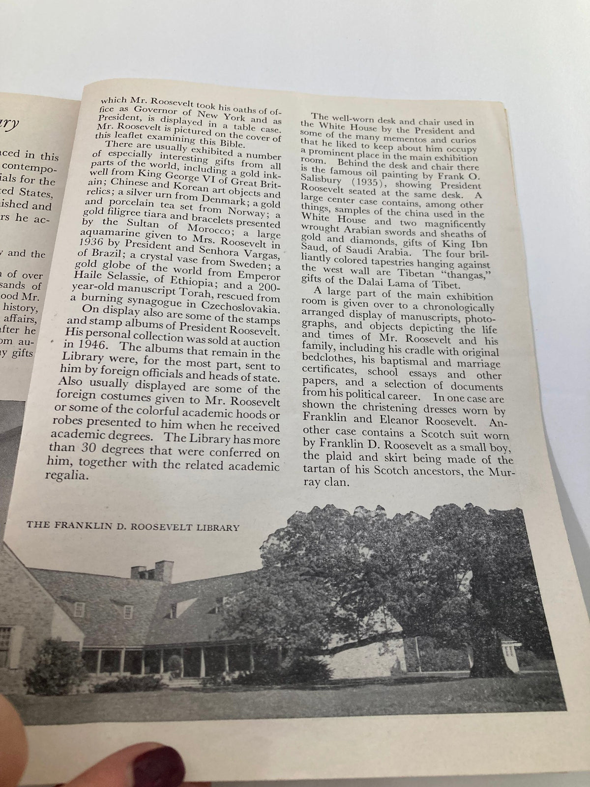 Another inside page of the 1951 Program Souvenir from The Franklin D. Roosevelt Library, highlighting the academic room used by Franklin D. Roosevelt.