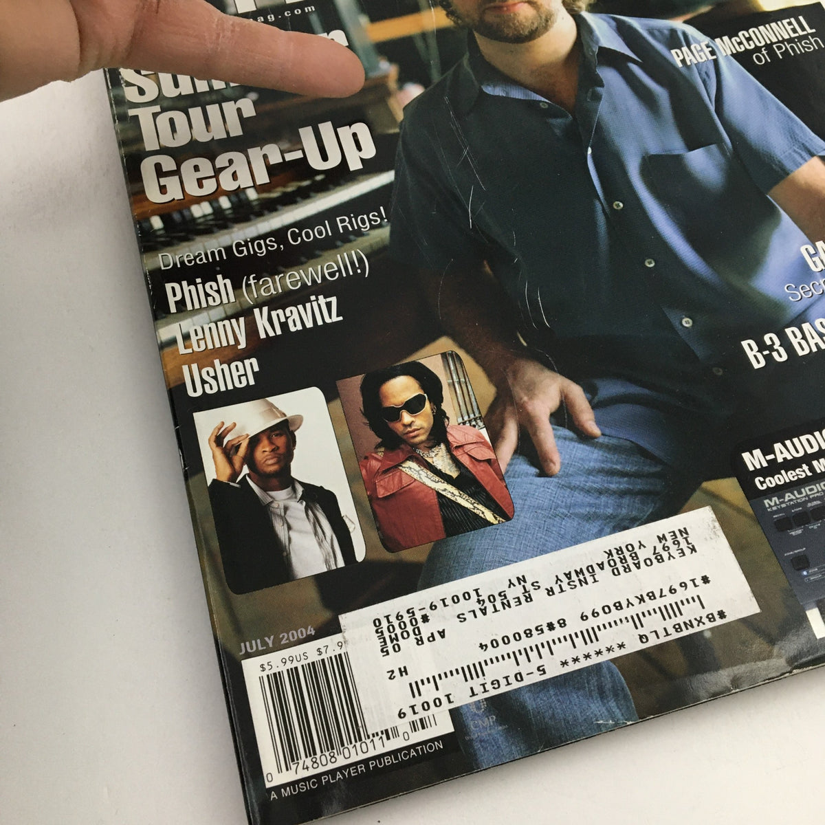 Cover of Keyboard Magazine July 2004 featuring Page McConnell of Phish, Lenny Kravitz, and Usher, showcasing a blend of music icons from the early 2000s.