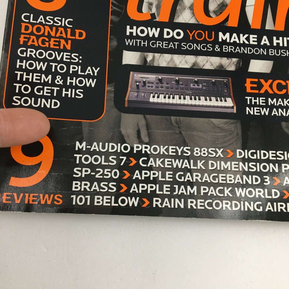 Close-up of the Keyboard Magazine May 2006 cover highlighting features on Donald Fagen and Brandon Bush, including music tools and reviews.